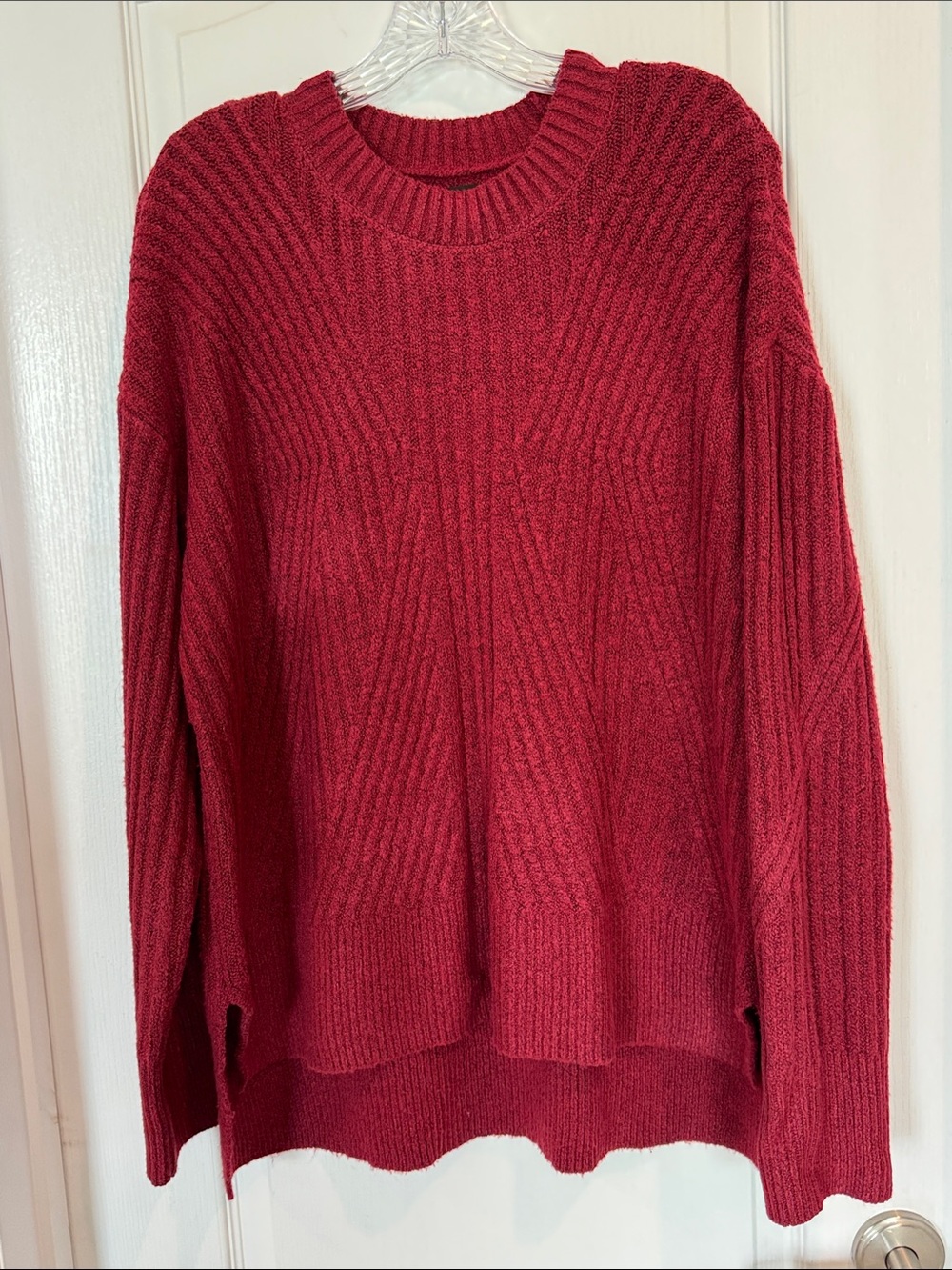 NWT - size large - Simply Vera Wang Ribbed Crewneck Sweater in Deep Red